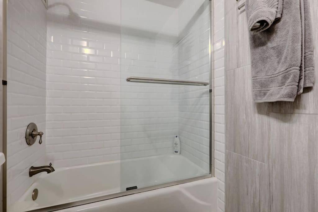 Stayatl Downtown High Rise Condo Атланта Екстер'єр фото