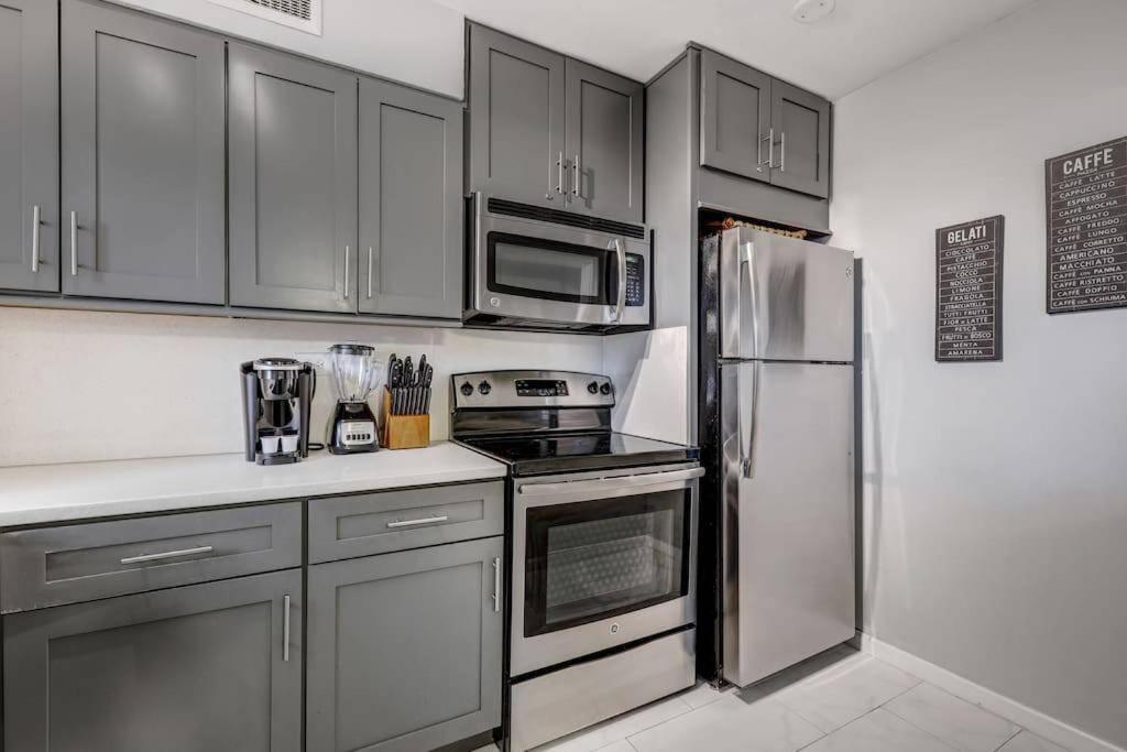 Stayatl Downtown High Rise Condo Атланта Екстер'єр фото