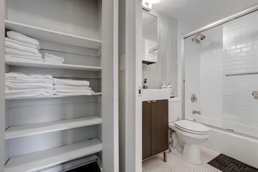 Stayatl Downtown High Rise Condo Атланта Екстер'єр фото